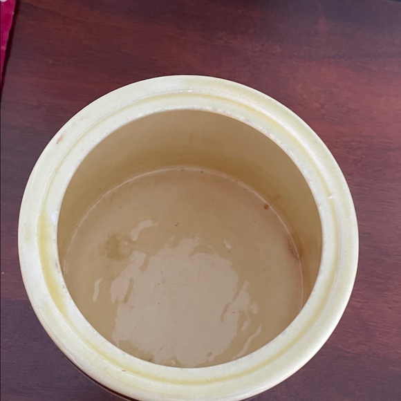 Robinson Ransbottom Pottery Striped Ceramic Cookie Jar with Tiger Cub Lid - Picture 4 of 8